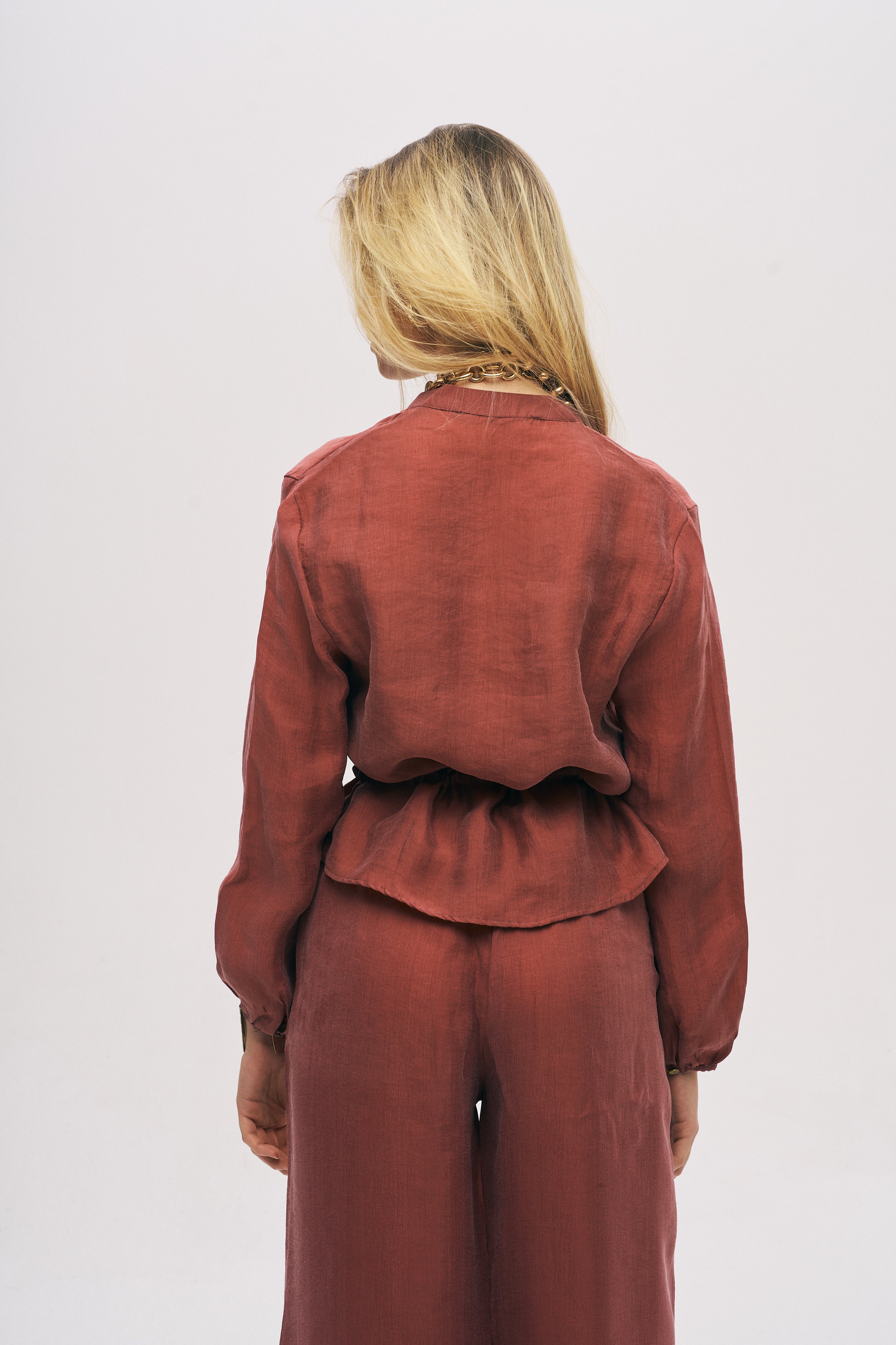 Gömlek Yaka Önden Düğmeli Kısa Kollu Dökümlü Bluz Bordo