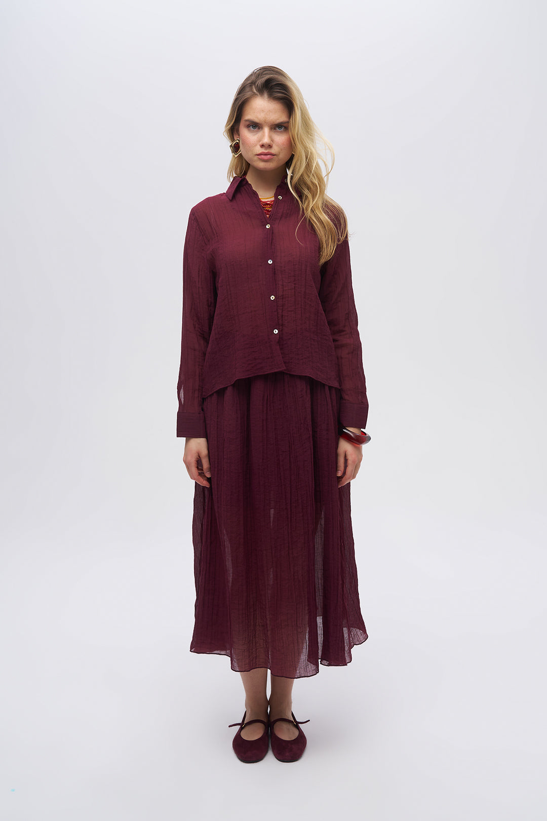 Çizgi Dokulu Klasik Yaka Transparan Gömlek