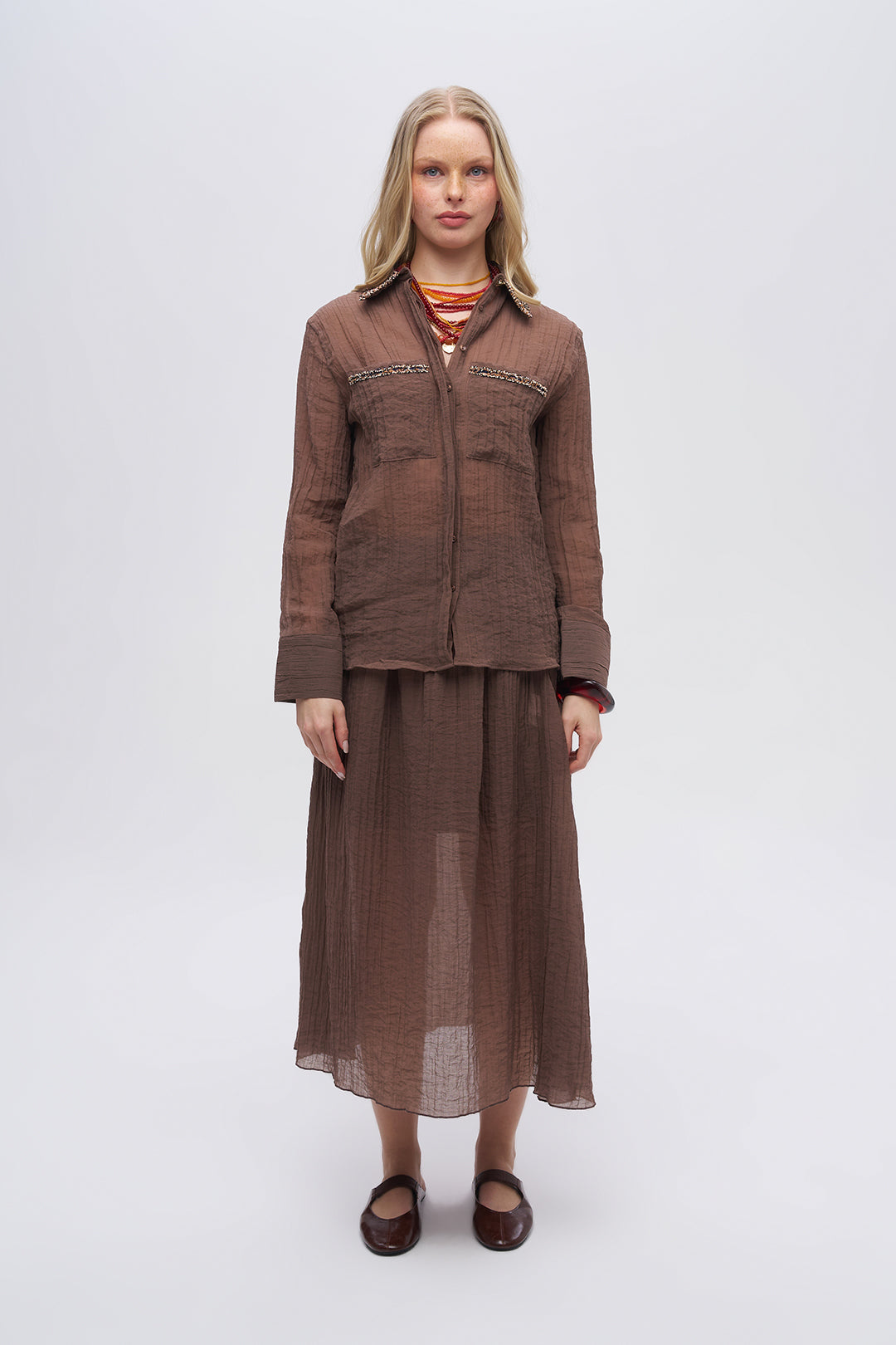 Çizgi Dokulu Taş İşlemeli Gömlek Kahve