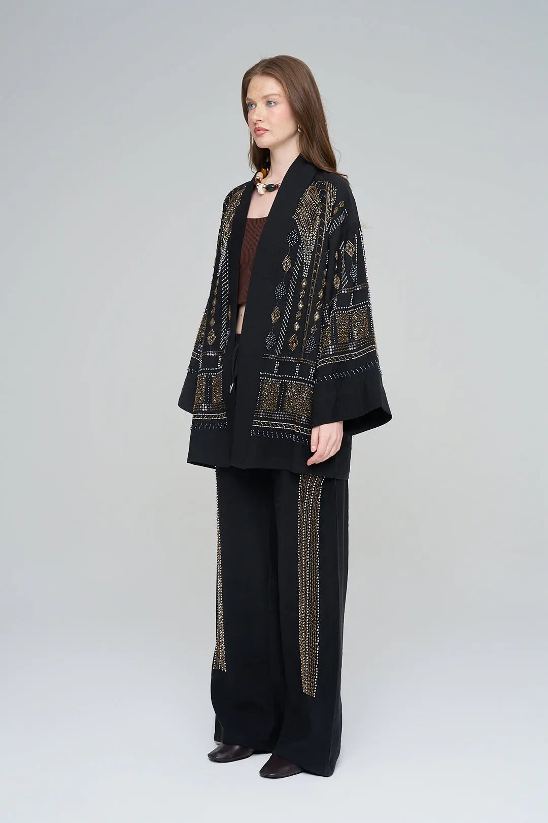 Yoğun Boncuk İşlemeli Oversize Tencel Kimono Siyah ORFEONEGRO
