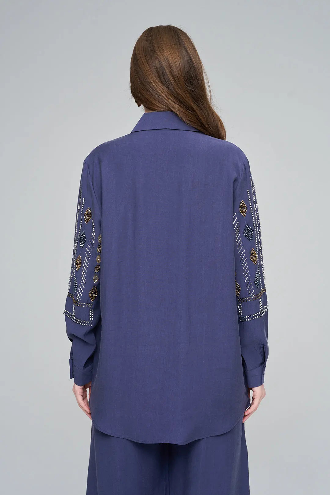Orfeonegro Yoğun Boncuk İşlemeli Oversize Tencel Gömlek Laci ORFEONEGRO