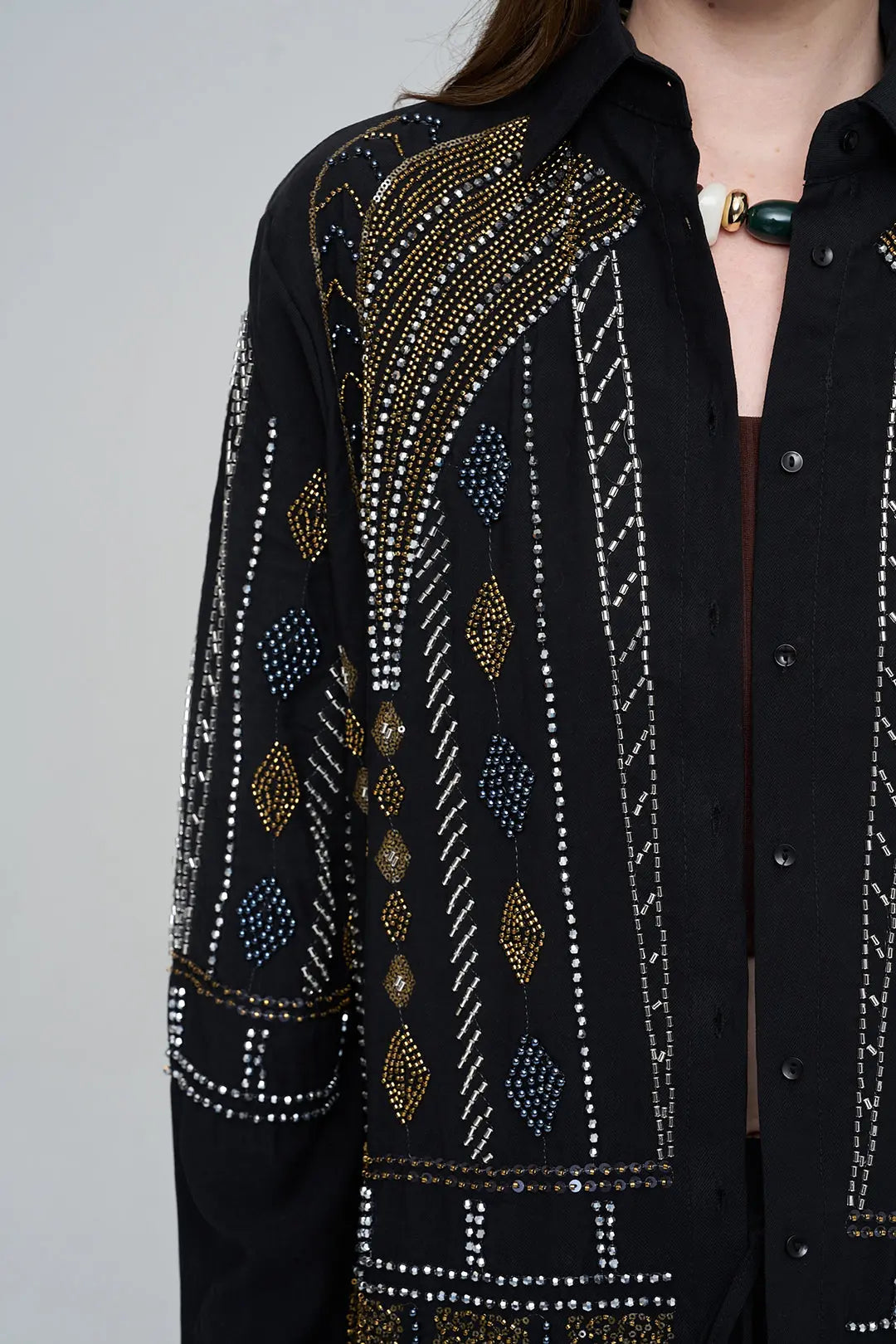 Orfeonegro Yoğun Boncuk İşlemeli Oversize Tencel Gömlek Siyah ORFEONEGRO