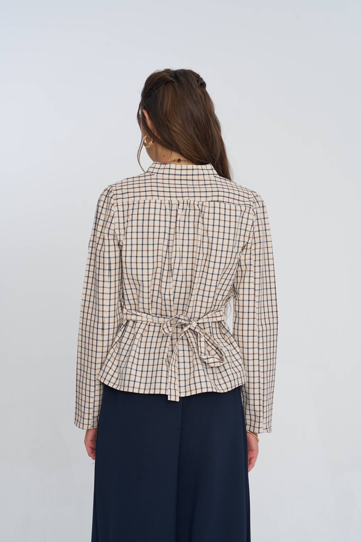 Toptan Çin Düğmeli Hakim Yaka Ekoseli Kadın Gömlek