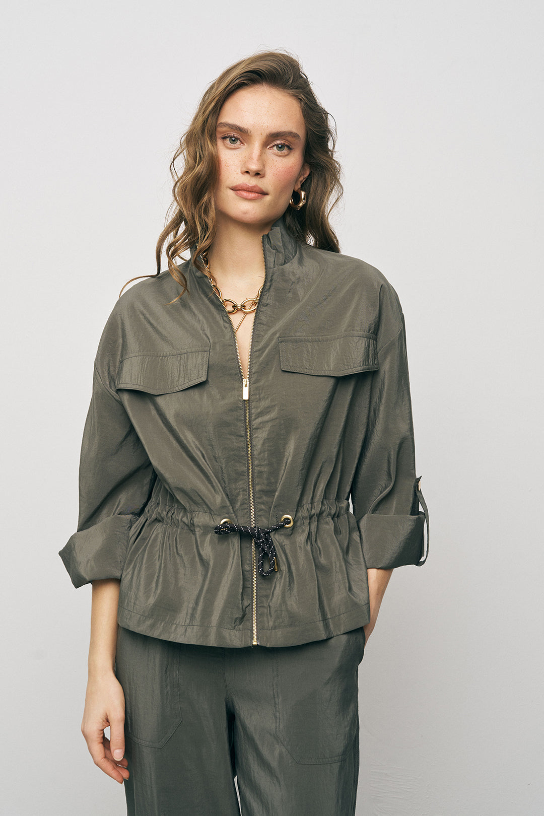 Orfeonegro Beli Büzgülü ve Bağlama Detaylı Haki Fermuarlı Ceket