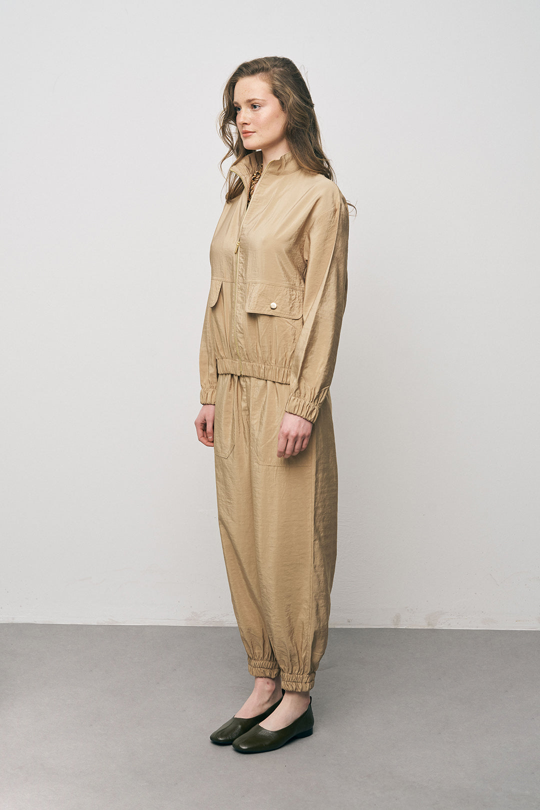 Orfeonegro Beli ve Bileği Lastikli Fermuarlı Bej Ceket