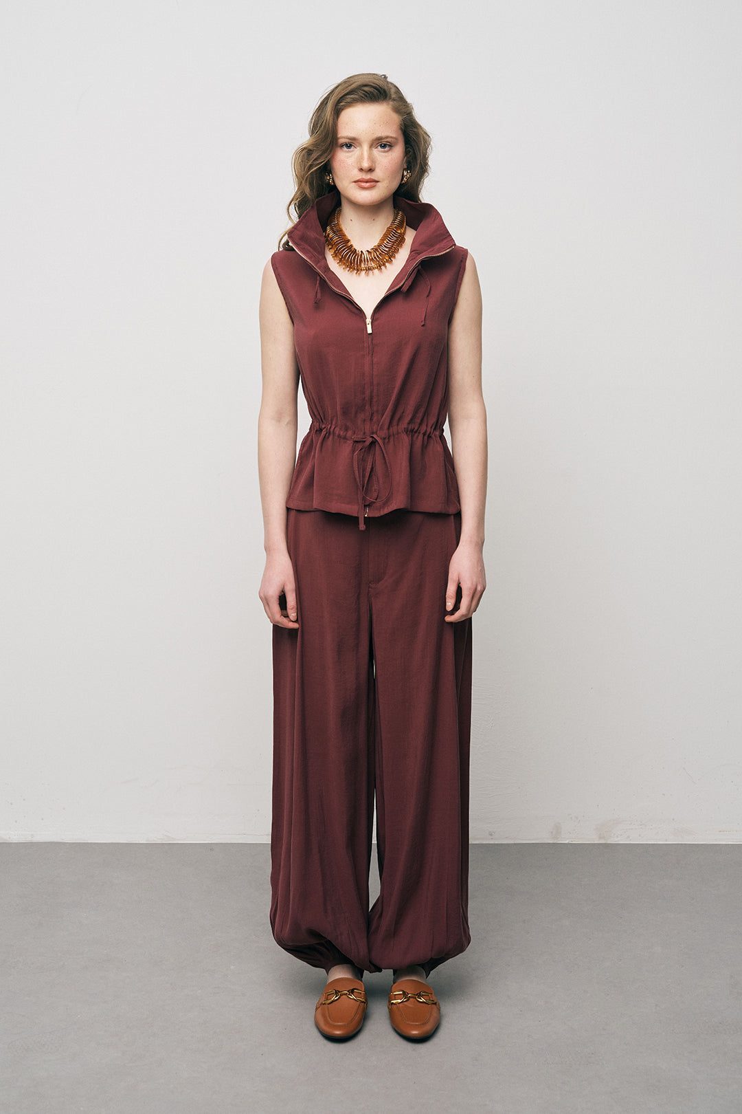 Dik Yakalı Rahat Kesim Bordo Yelek