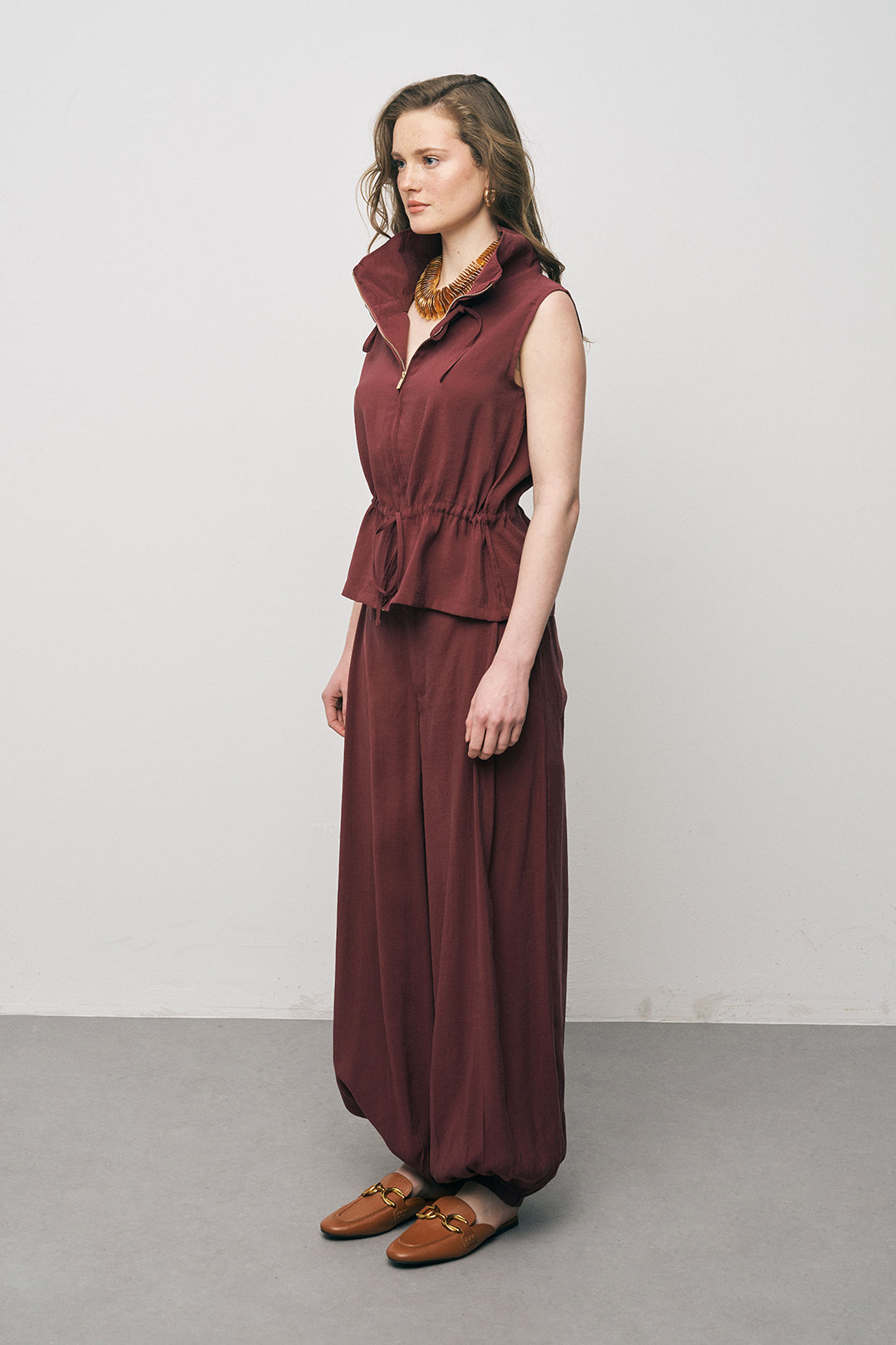 Dik Yakalı Rahat Kesim Bordo Yelek