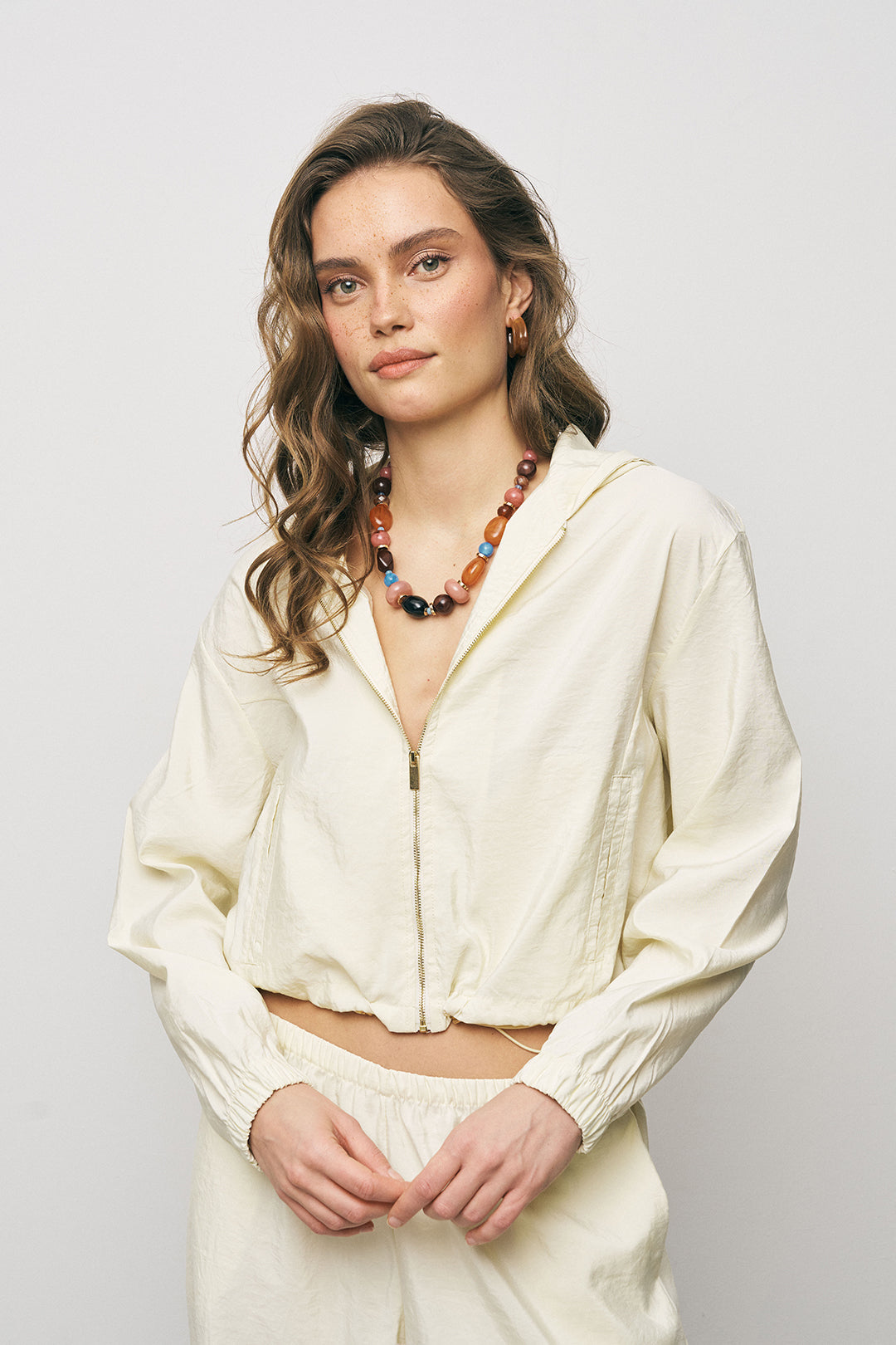 Orfeonegro Sarı Kapüşonlu Fermuarlı Lastikli Bel Detaylı Crop Ceket