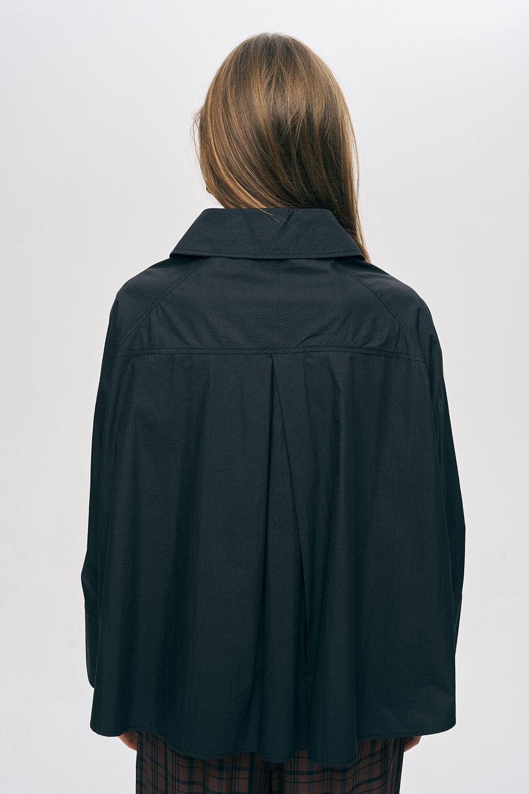 Orfeonegro Kruvaze Görünümlü Modern Kesim Siyah Gömlek