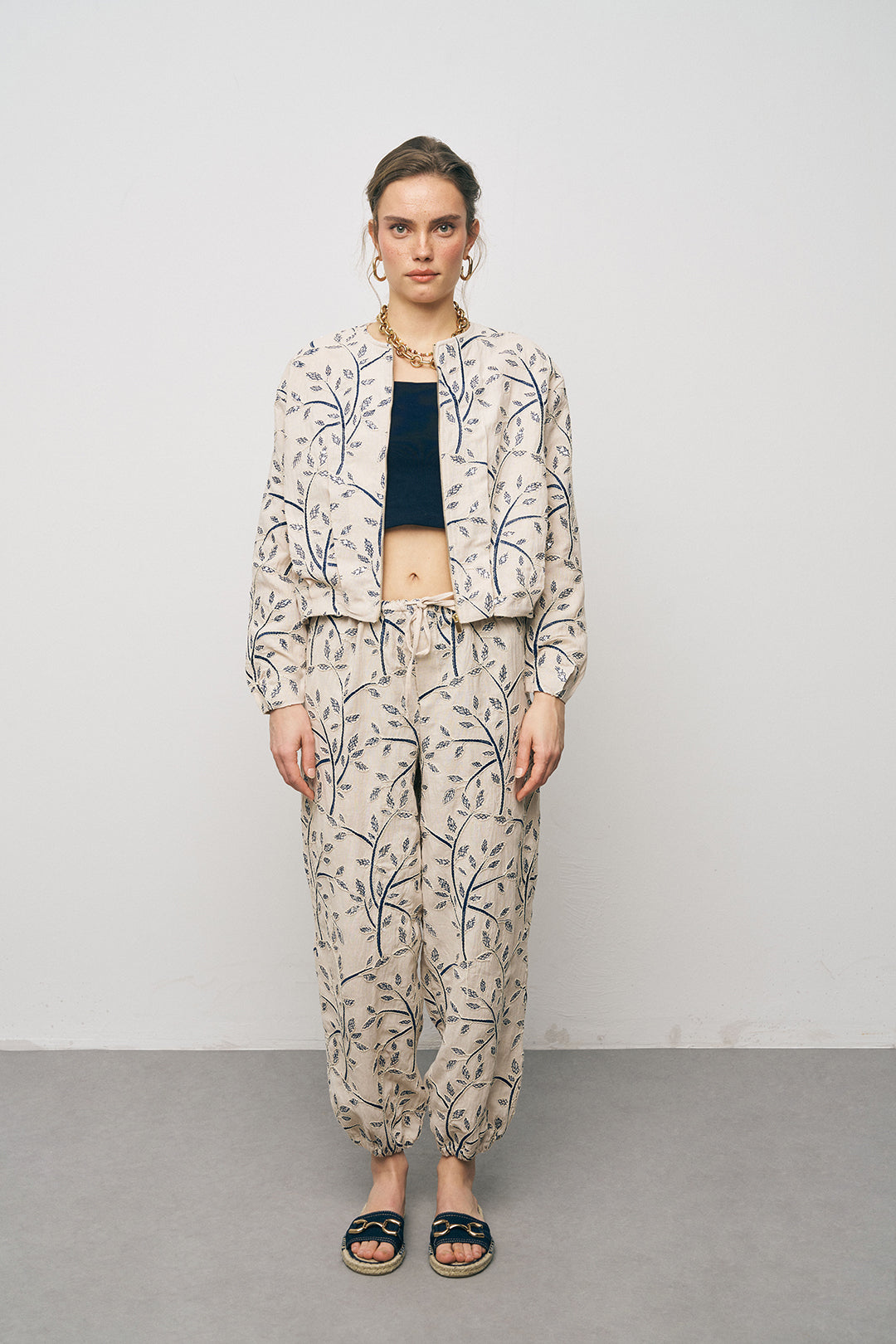 Orfeonegro Yaprak Nakışlı Fermuarlı Crop Tasarım Laci Ceket