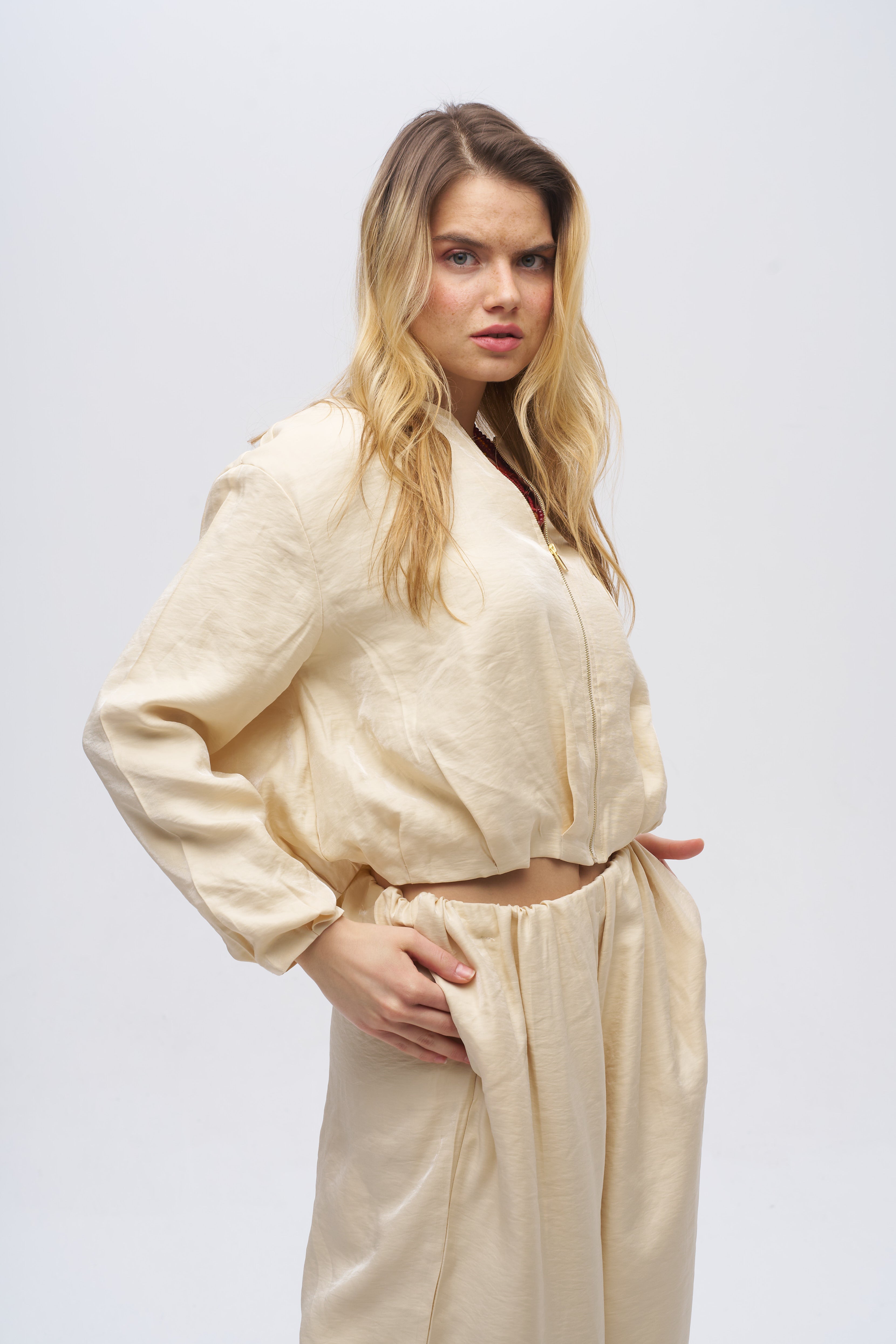 Büzgü Detaylı Fermuarlı Ceket Sarı