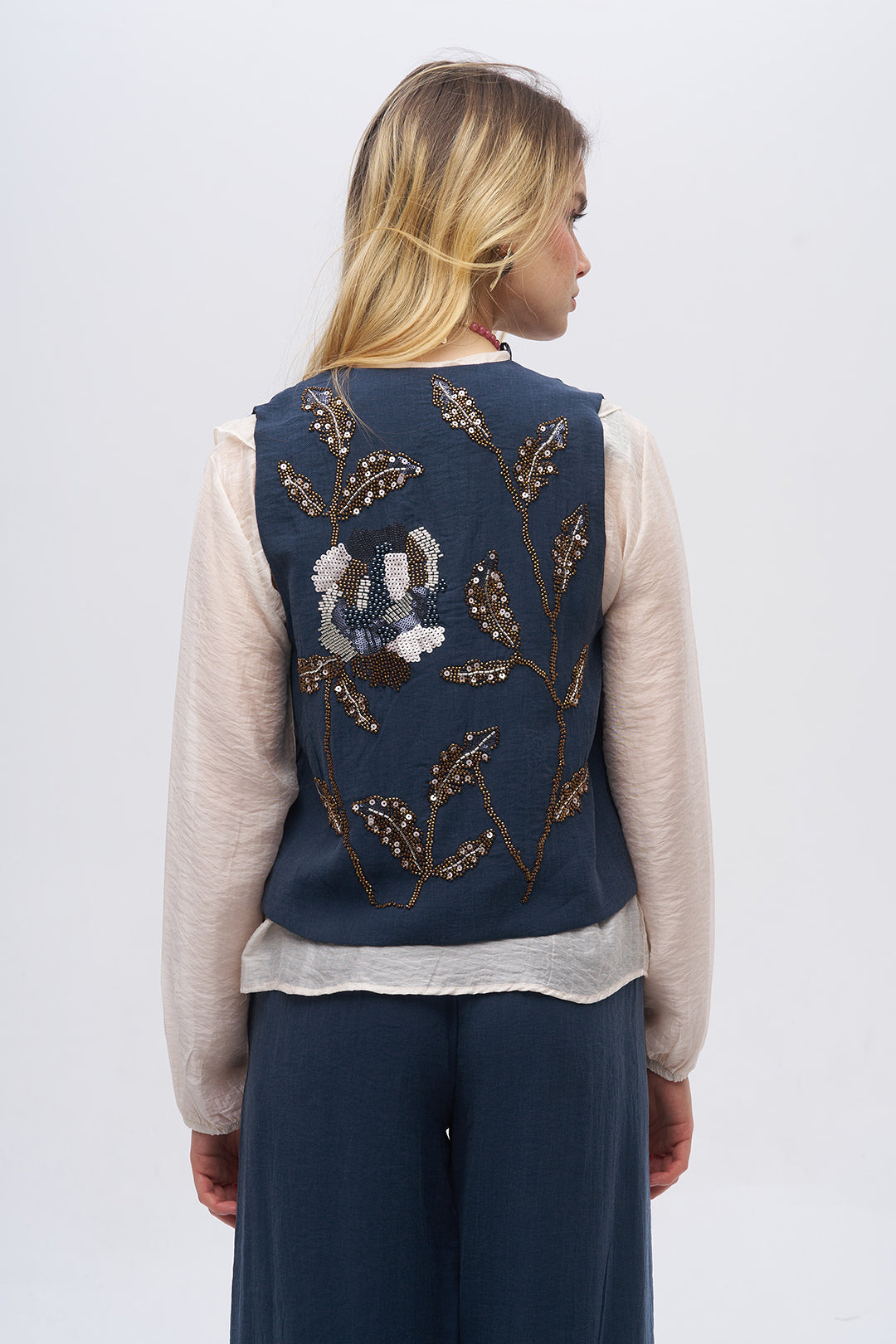 Toptan Kadın Boncuk İşlemeli Tencel Yelek