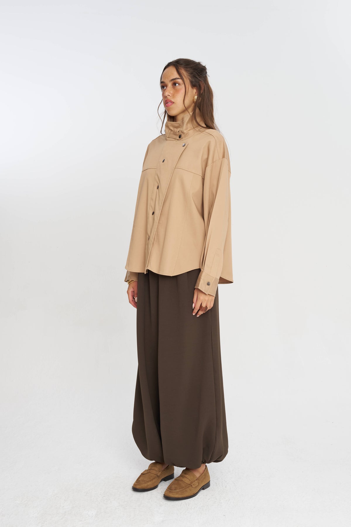 Toptan Düğme Detaylı Tencel Karışımlı Kadın Ceket Bej