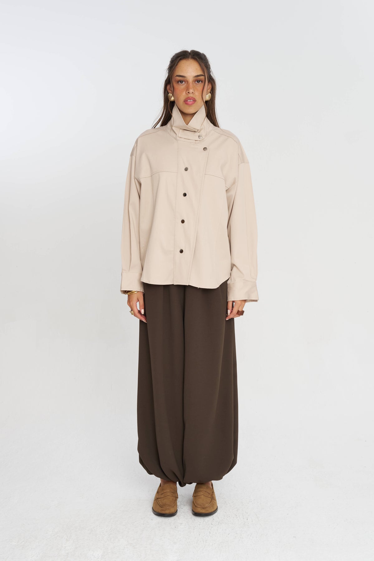 Toptan Düğme Detaylı Tencel Karışımlı Kadın Ceket Taş