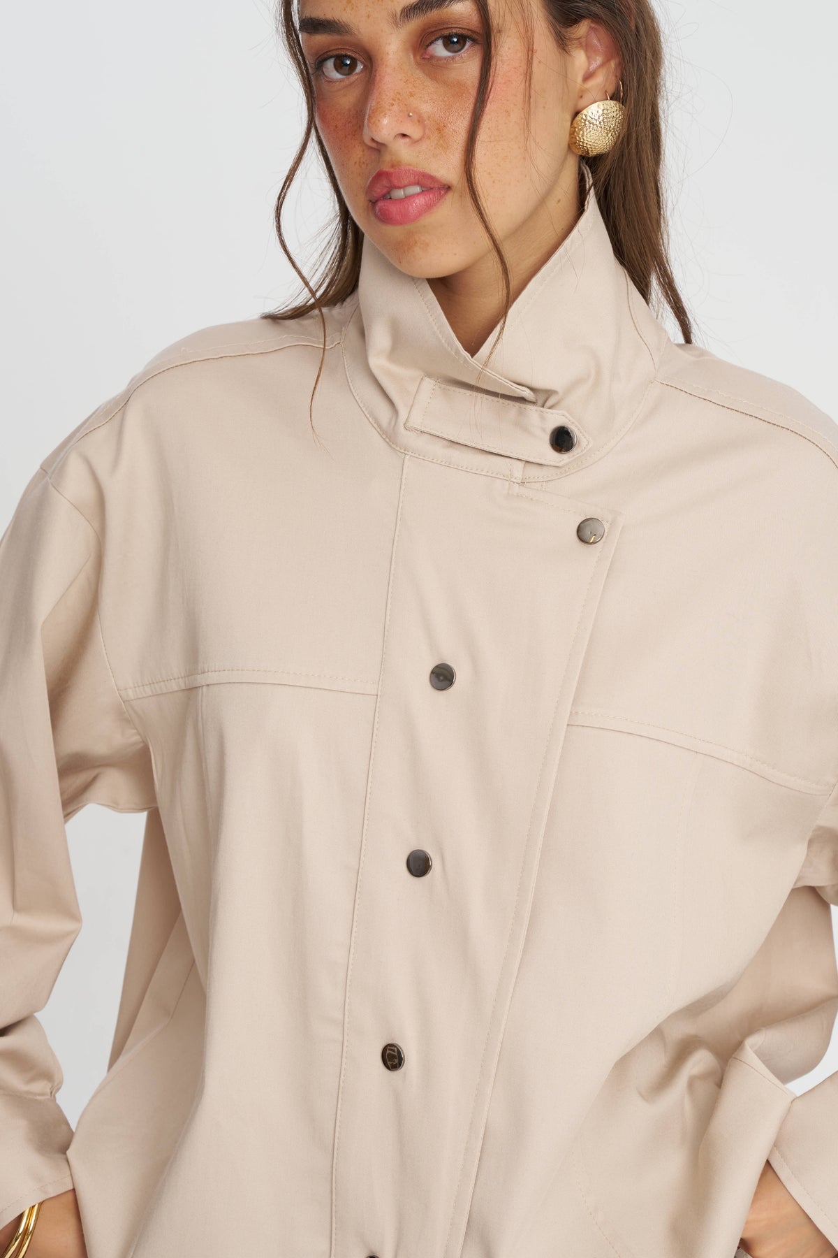 Toptan Düğme Detaylı Tencel Karışımlı Kadın Ceket Taş