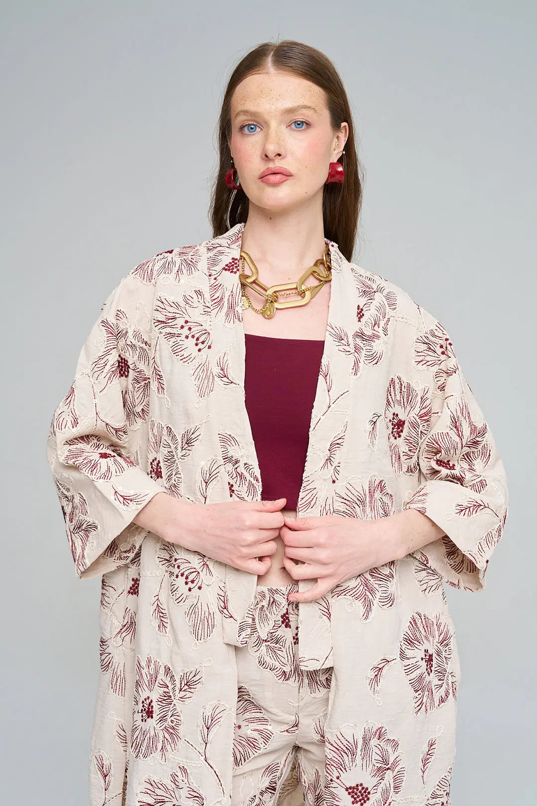 Çiçek Nakışlı ve Payet Detaylı Oversize Kimono Bordo ORFEONEGRO