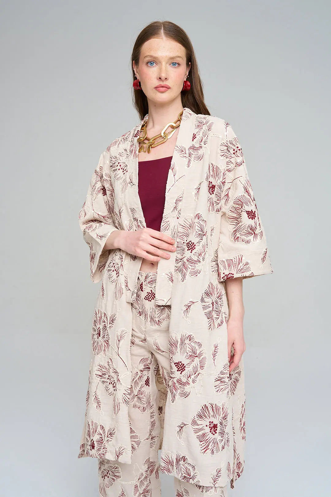 Çiçek Nakışlı ve Payet Detaylı Oversize Kimono Bordo ORFEONEGRO