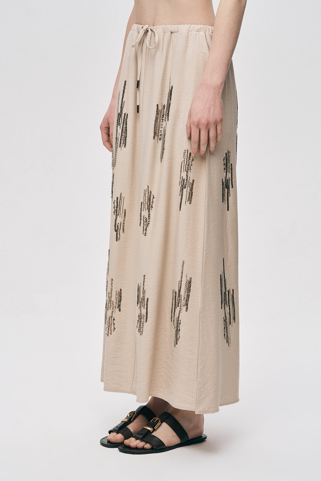 Orfeonegro Açık Bej Parıltılı İşleme Detaylı Beli Bağcıklı Maxi Boy Etek