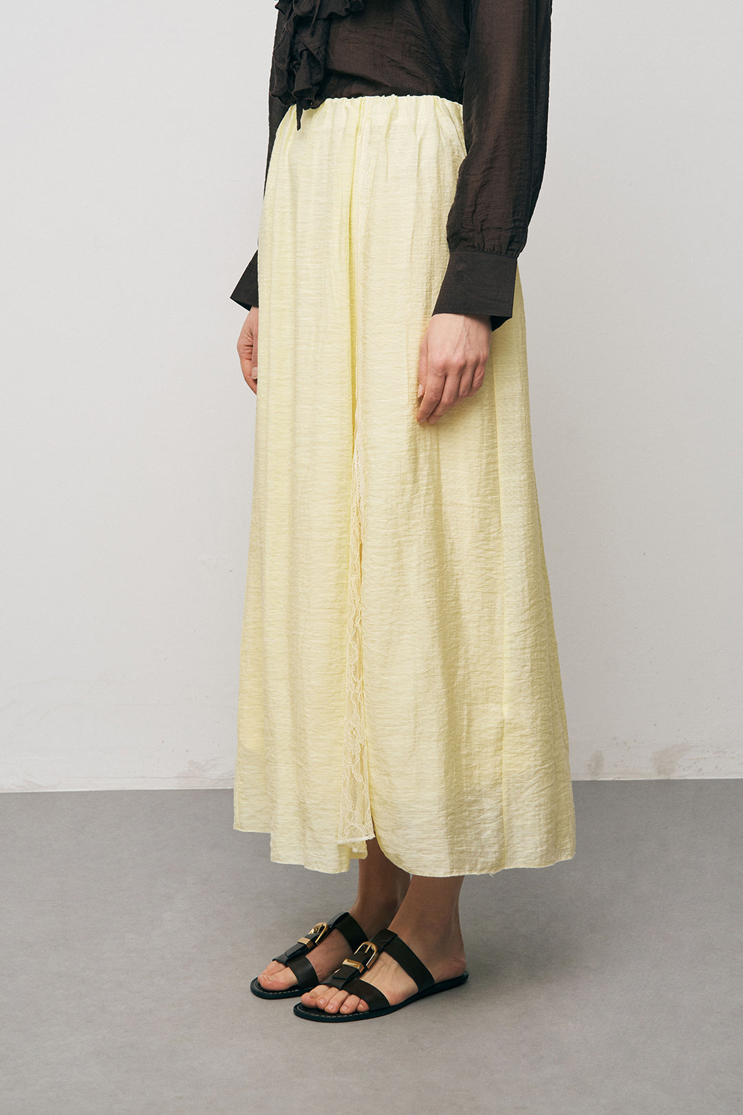 Orfeonegro Sarı Nakışlı ve Dantel Şerit Detaylı Maxi Boy Etek