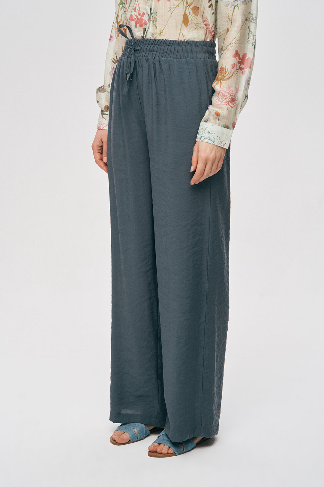 Bol Paça Rahat Kalıp Kumaş Pantolon Antrasit