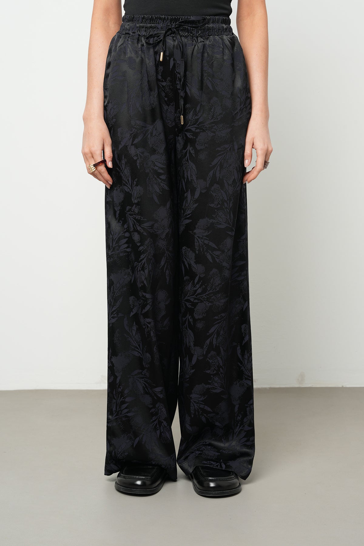 Orfeonegro Siyah Desenli Saten Palazzo Pantolon