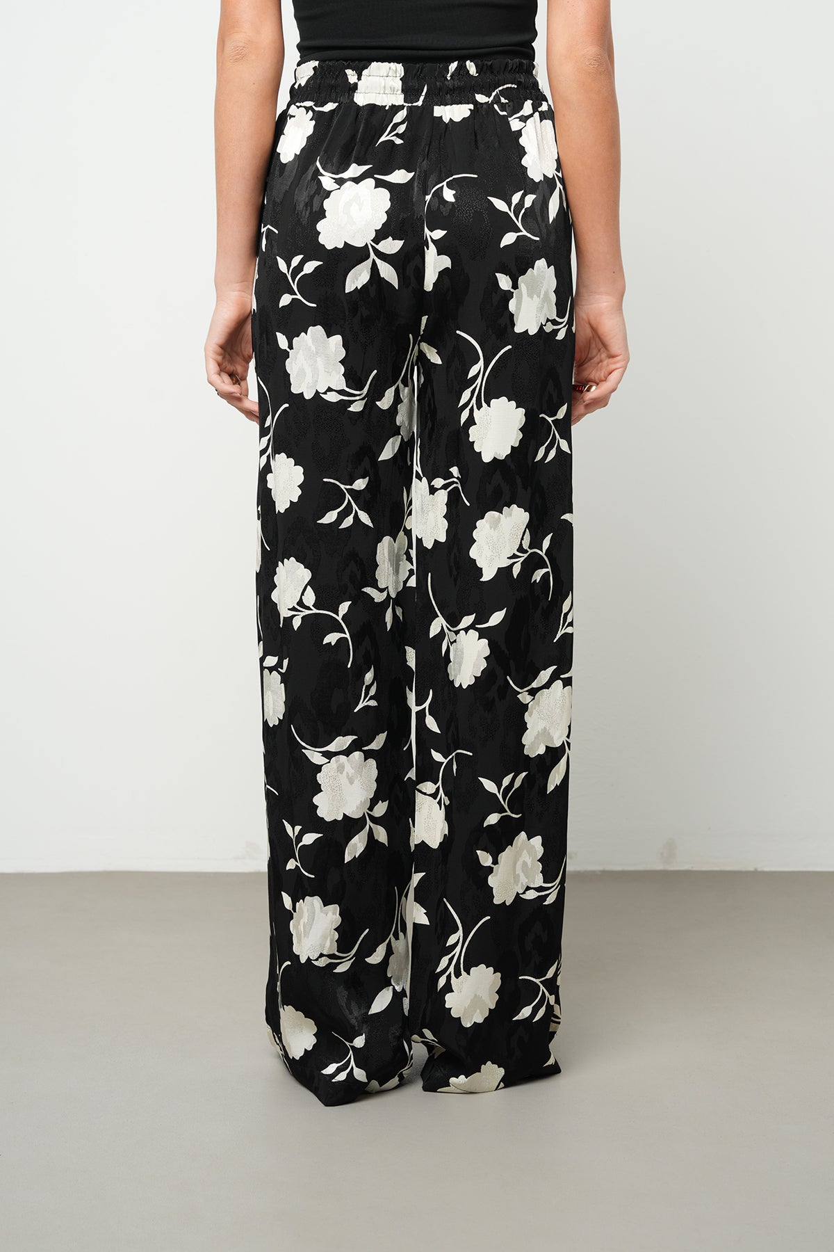 Orfeonegro Çiçek Desenli Bol Paça Pantolon