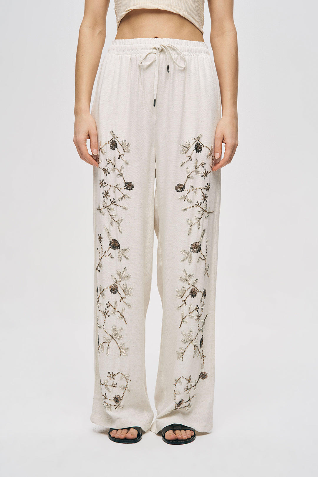 Orfeonegro Çiçek Nakışlı Rahat Kesim Natur Pantolon