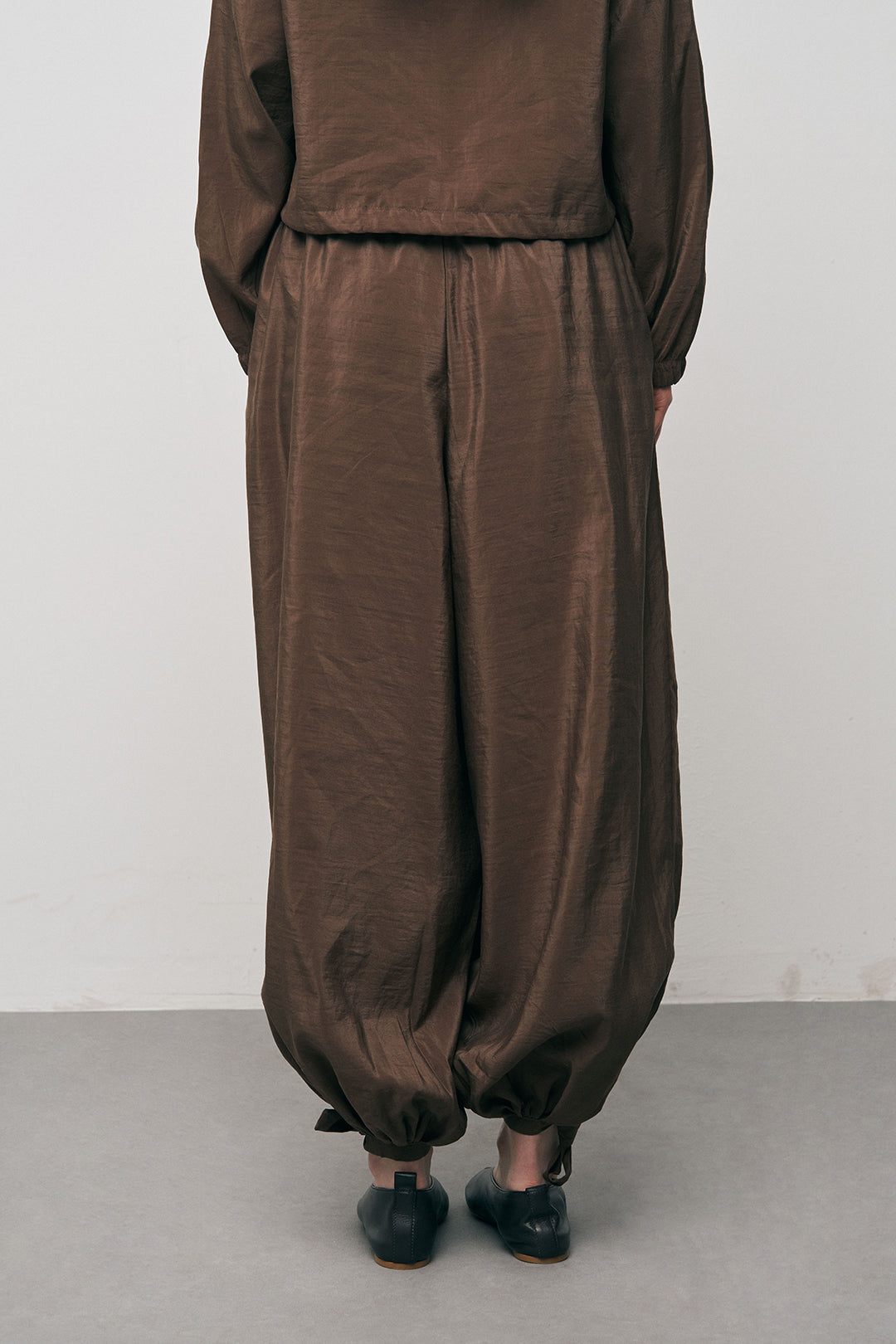 Orfeonegro Bağlama Detaylı Lastikli Paça Kahverengi Pantolon