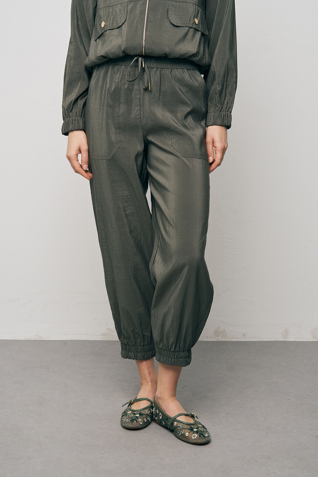 Orfeonegro Beli Lastikli ve Paçası Bağlama Detaylı Haki Pantolon