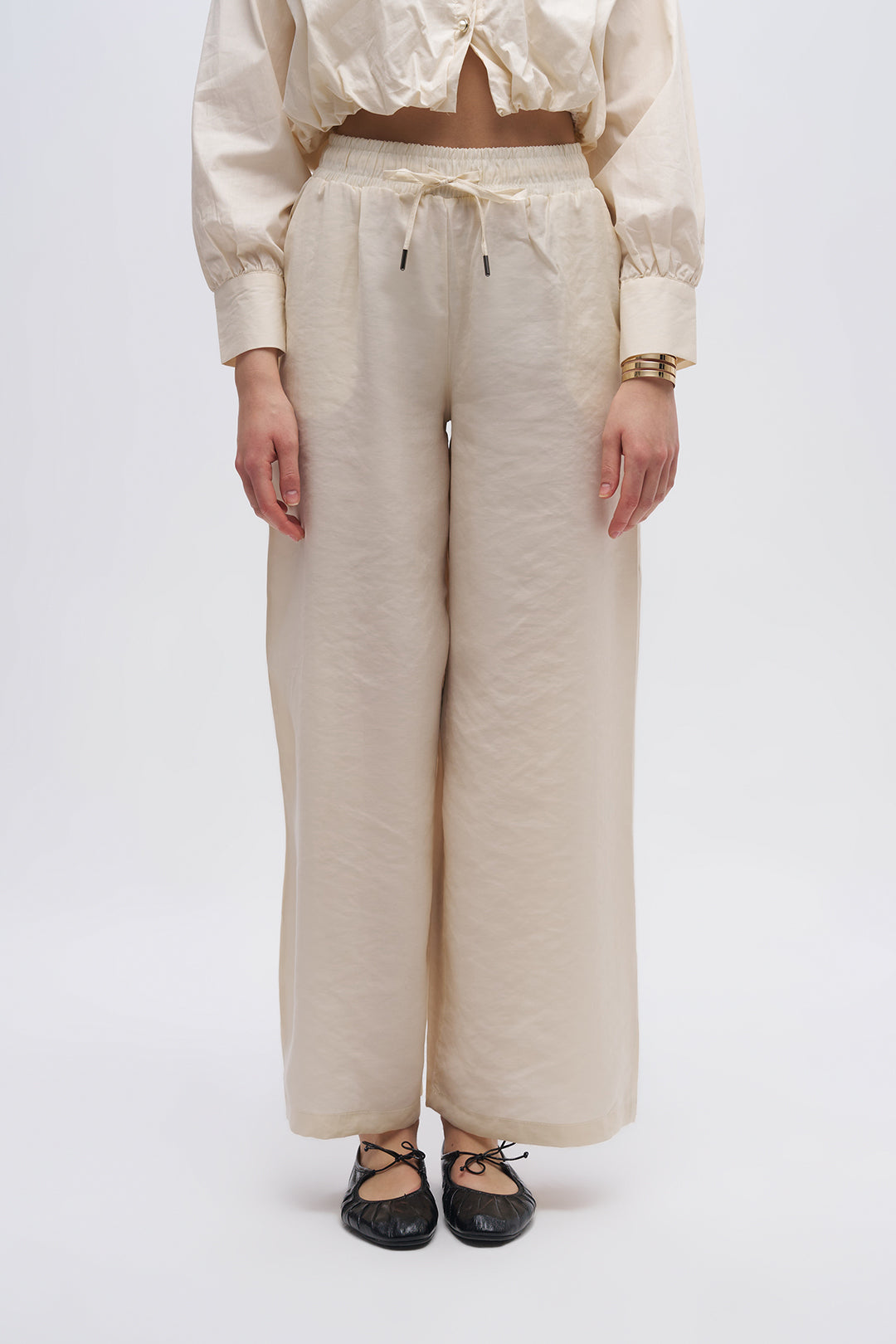 Toptan Kadın Beli Lastikli Dökümlü Bol Paça Ekru Pantolon