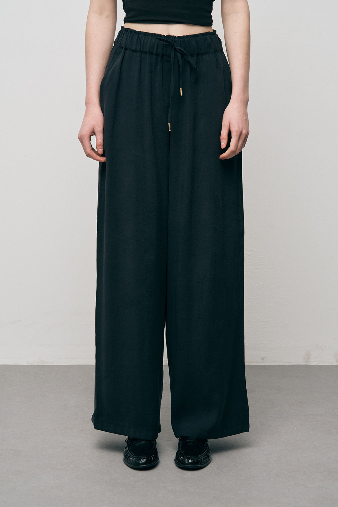 Orfeonegro Siyah Beli Bağcıklı Lastikli Bol Paça Pantolon