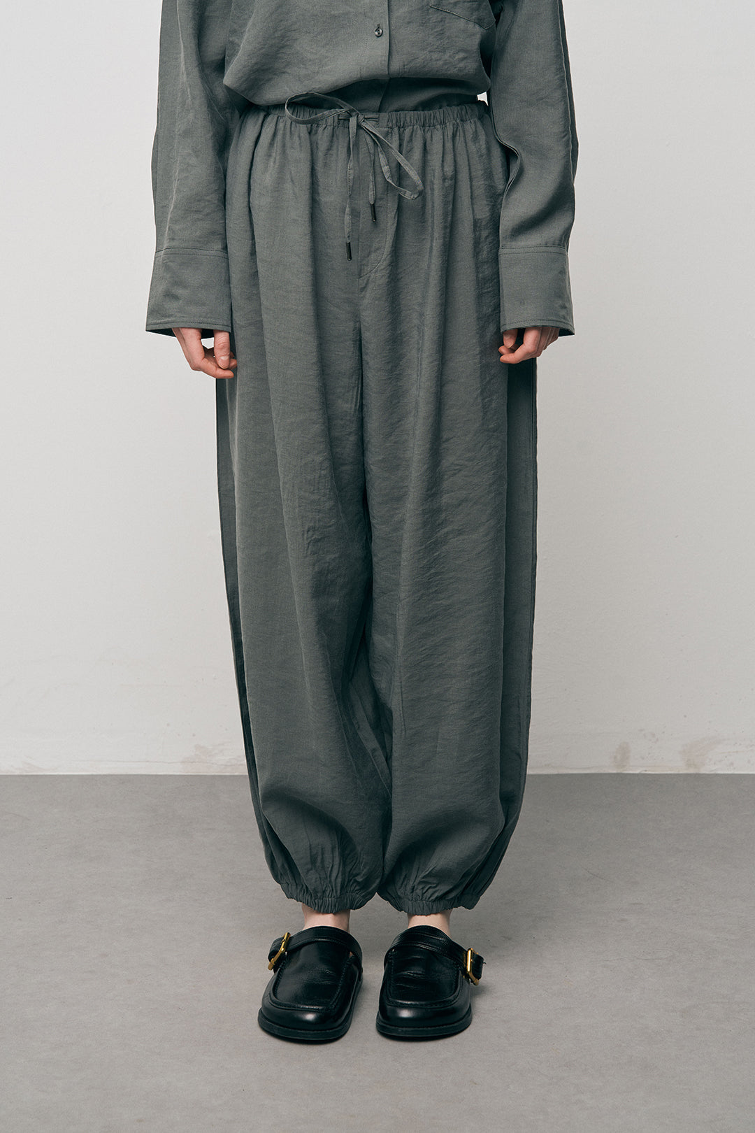 Orfeonegro Rahat Kesim Paçası Büzgülü Haki Jogger Pantolon