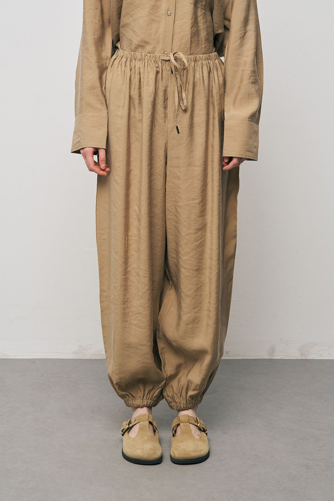 Orfeonegro Rahat Kesim Paçası Büzgülü Karamel Jogger Pantolon