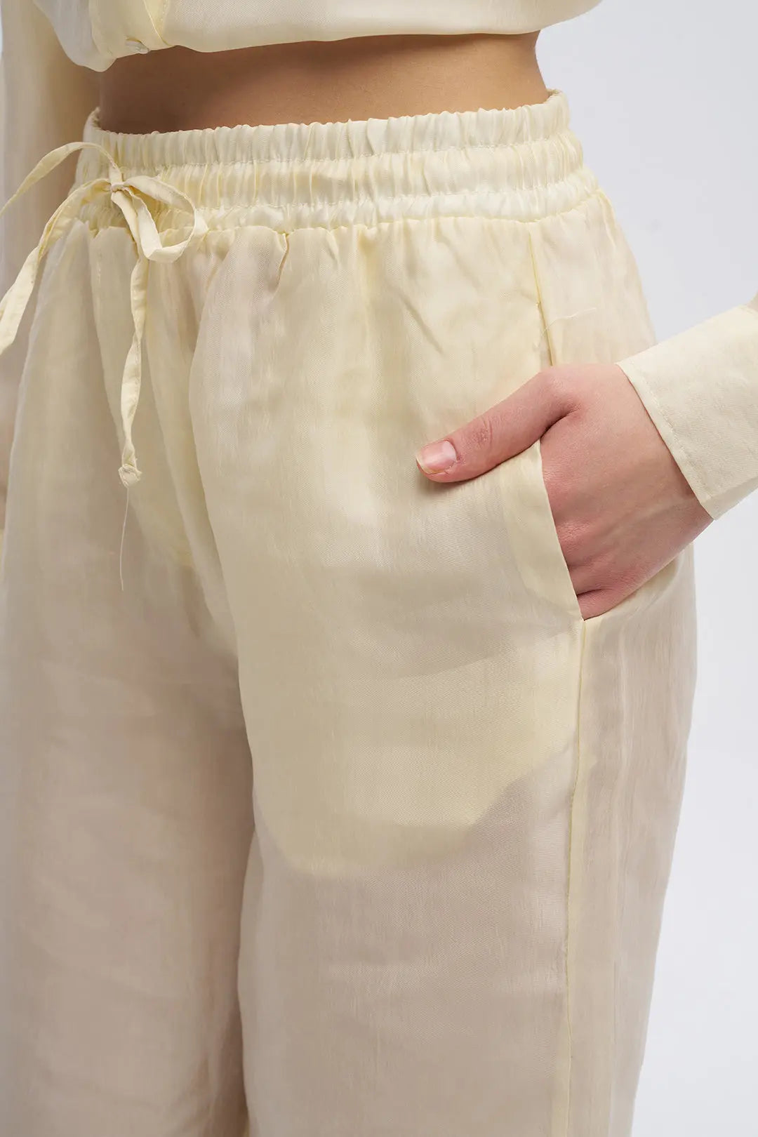 Beli Lastikli ve Bağcıklı Bol Paça Pantolon Sarı ORFEONEGRO