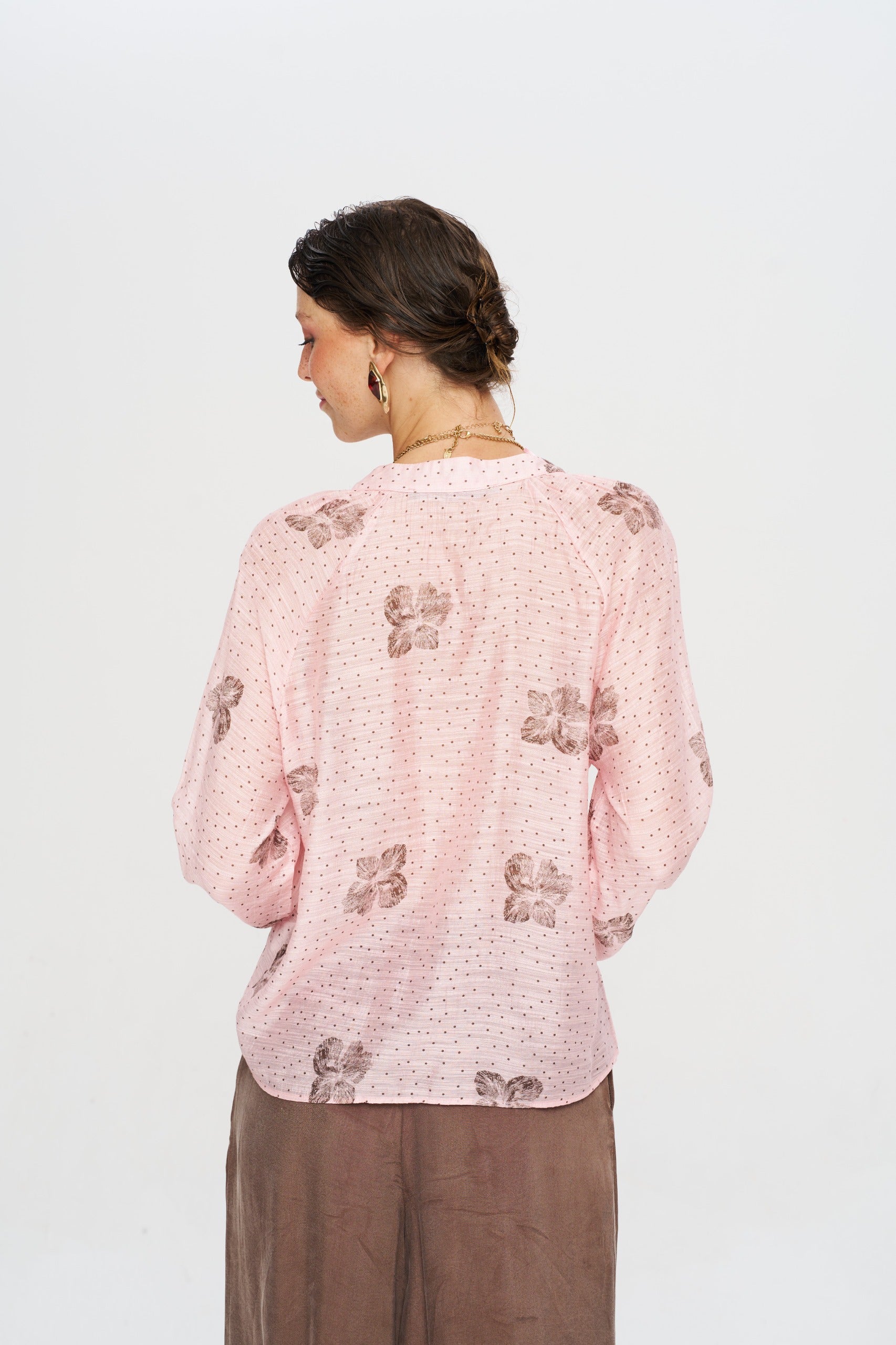 Toptan Pembe Çiçek Desenli Kadın Gömlek - Butik Yaz Koleksiyonu
