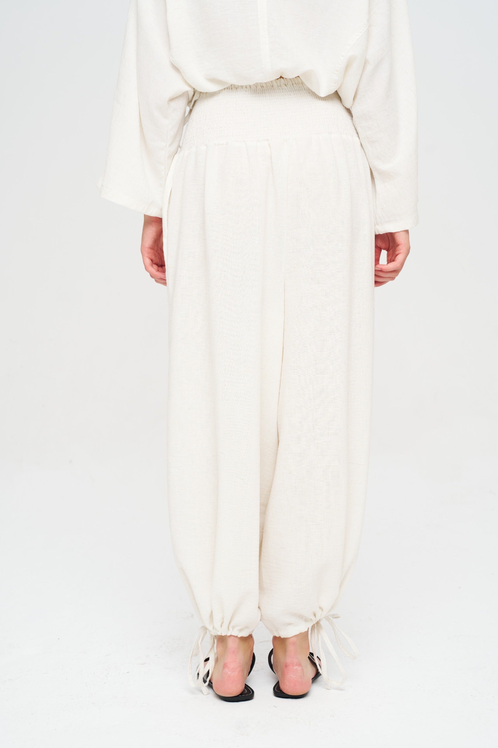 Toptan Paçası Bağlamalı Beli Lastikli Pantolon