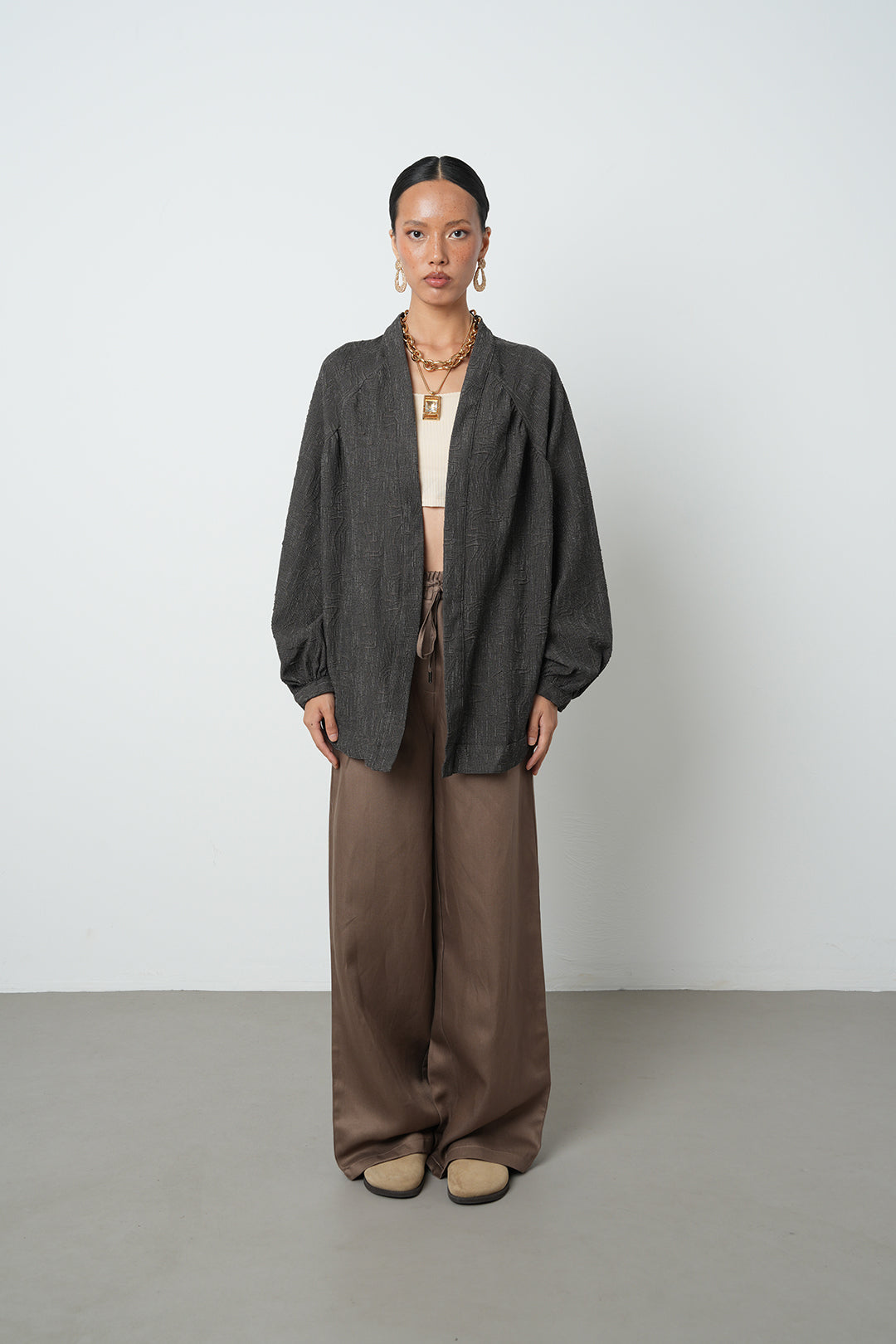 Kahverengi desenli oversize sonbaharlık kadın kimono, toptan satış